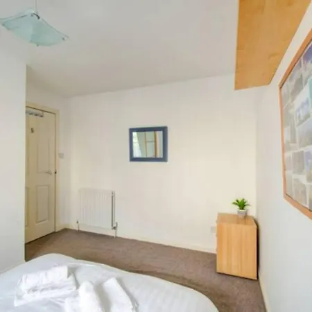 Lovely 2 Bdr Apartment In Dalry / Near Haymarket Edinburgh Exterior photo
