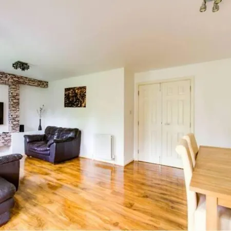 Lovely 2 Bdr Apartment In Dalry / Near Haymarket Edinburgh Exterior photo