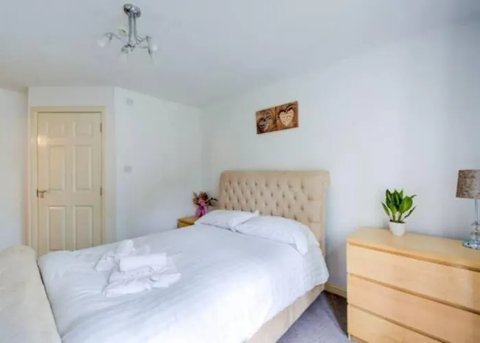 Lovely 2 Bdr Apartment In Dalry / Near Haymarket
